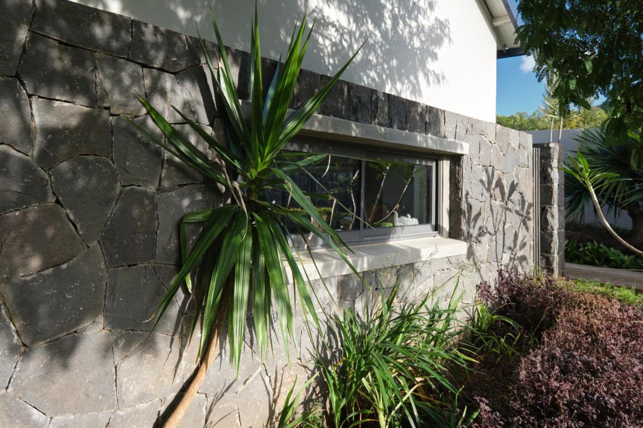 Peaceful Tree Cottage Tamarin Exterior foto